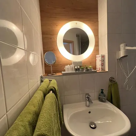 阿布斯霍夫旅馆