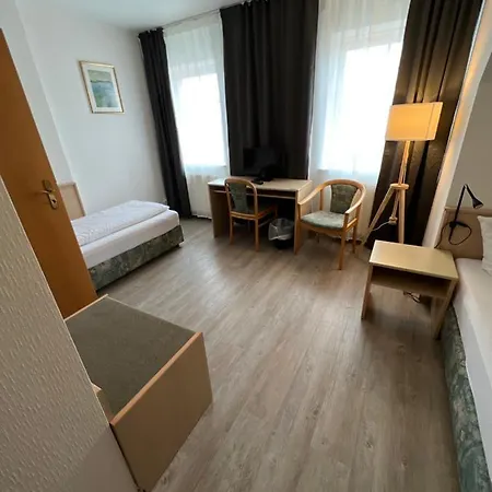 阿布斯霍夫旅馆 招待所 哈尔伯施塔特